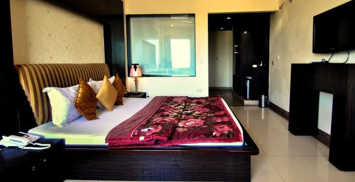 Hotel Rajshree & Spa Chandīgarh Exterior foto